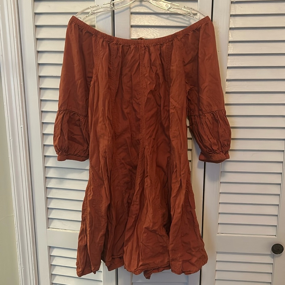 Anthropologie Dress- Off the Shoulder and Flowy Skirt